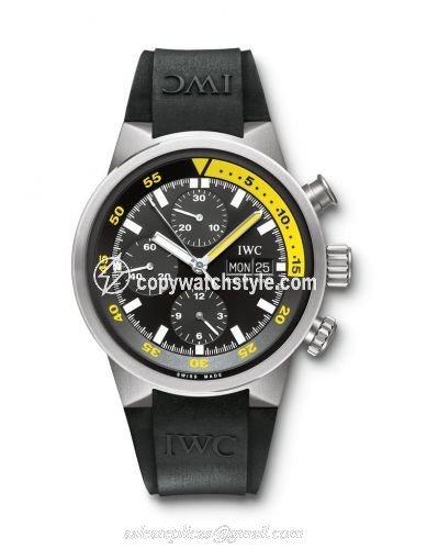 IWC Aquatimer Chrono-Automatic Titanium / Black / Rubber IW3719-18