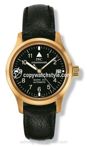IWC Lady Pilot's Watch Mark XII Yellow Gold / Black / Strap IW4421-03 IWC Lady Pilot's Watch Mark XII Yellow Gold / Black / Strap IW4421-03