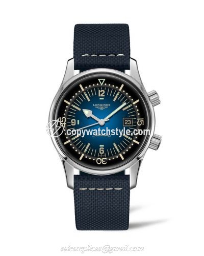 Longines Legend Diver Date Stainless Steel / Blue L3.774.4.90.2 Longines Legend Diver Date Stainless Steel / Blue L3.774.4.90.2
