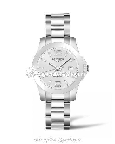 Longines Conquest Quartz 36 Stainless Steel / Silver L3.378.4.76.6 Longines Conquest Quartz 36 Stainless Steel / Silver L3.378.4.76.6