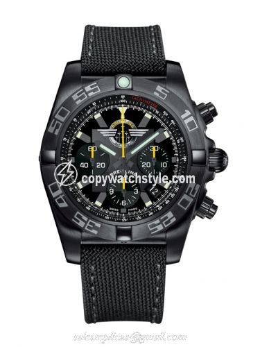 Breitling Chronomat 44 Blacksteel / Breitling Jet Team / Military MB01109L.BD48.109W