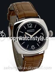 Panerai Radiomir 40mm White Gold PAM00062 Panerai Radiomir 40mm White Gold PAM00062