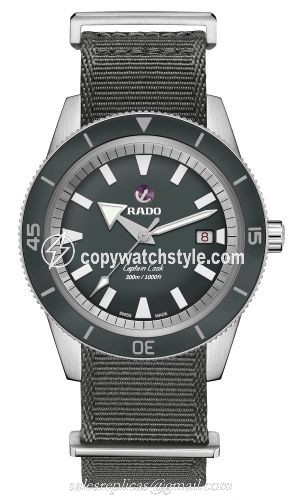 Rado HyperChrome Captain Cook 42 Stainless Steel / Grey / Revolution R32105103