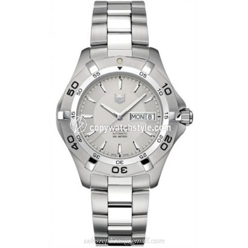 TAG Heuer Aquaracer 300M Calibre 5 Day-Date 41 Stainless Steel / Silver / Bracelet WAF2011.BA0818 TAG Heuer Aquaracer 300M Calibre 5 Day-Date 41 Stainless Steel / Silver / Bracelet WAF2011.BA0818