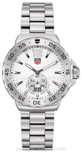 TAG Heuer Formula 1 Big Date 42 Stainless Steel / White / Bracelet WAU1113.BA0858 TAG Heuer Formula 1 Big Date 42 Stainless Steel / White / Bracelet WAU1113.BA0858