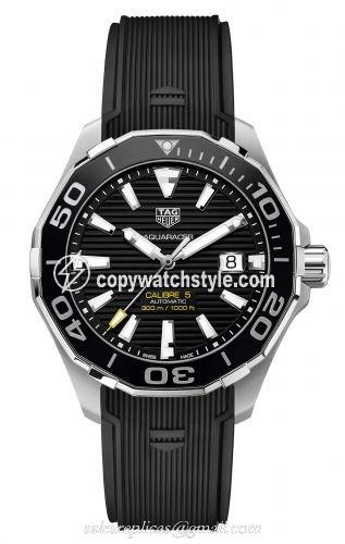 TAG Heuer Aquaracer 300M Calibre 5 43 Stainless Steel / Black / Rubber WAY201A.FT6069 TAG Heuer Aquaracer 300M Calibre 5 43 Stainless Steel / Black / Rubber WAY201A.FT6069